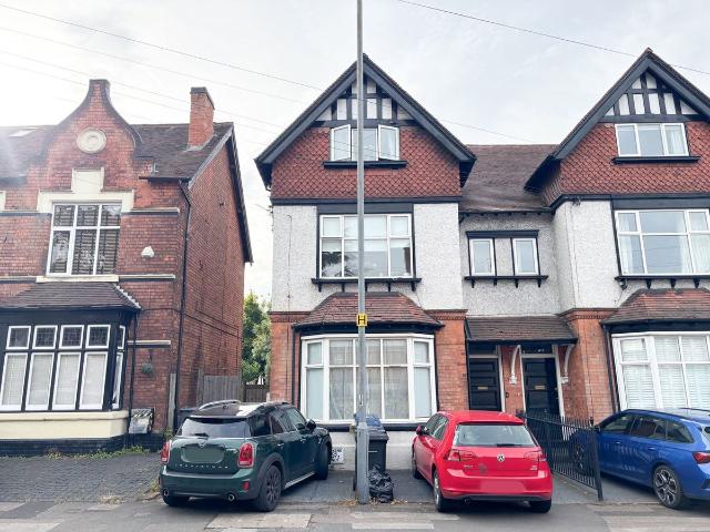 Flat 2, 90 Victoria Road, Sutton Coldfield B72, 2 bed flat to rent, £1,100 pcm | PrimeLocation