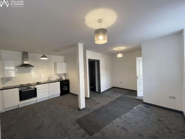 Flat 2, Birmingham House, Deiniolen. 1 bed flat to rent £625 pcm £144 pw