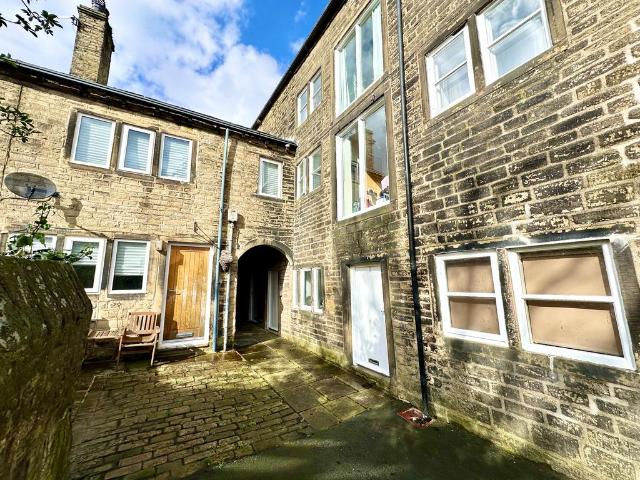 Flat 2 Brier Hey Mill, Brier Hey. 2 bed ground floor flat to rent £950 pcm £219 pw