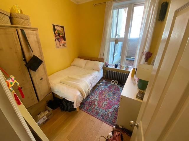 Efe House, Highbury Grove N5, 3 bed flat to rent, £4,200 pcm | PrimeLocation