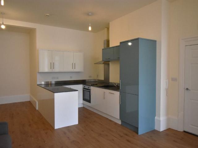 17 18 Pearson Park, Hull HU5, 1 bed flat to rent, £750 pcm | PrimeLocation