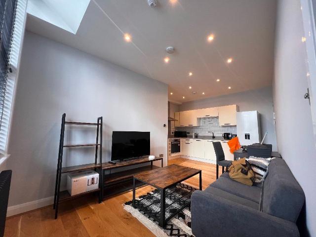 Flat 2 Union Street, Preston PR1, 1 bed flat to rent, £800 pcm | PrimeLocation