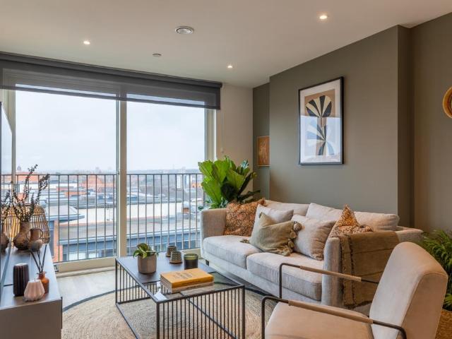 Flat 307, Hairpin House, Bradford. 2 bed flat to rent £1,400 pcm £323 pw