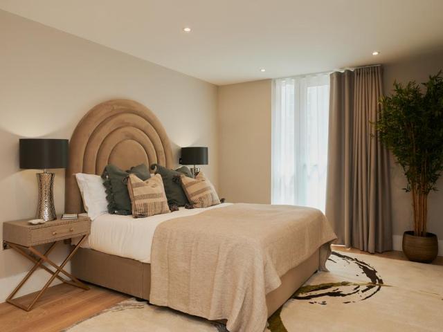 Flat 31, 219 Baker, 219 Baker Street. 3 bed flat to rent £9,850 pcm £2,273 pw