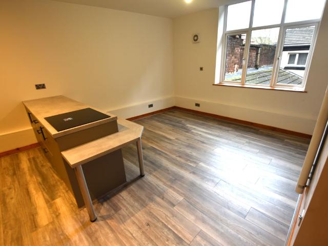 Flat 3, 131 Market Street BL4, 2 bed flat to rent, £850 pcm | PrimeLocation