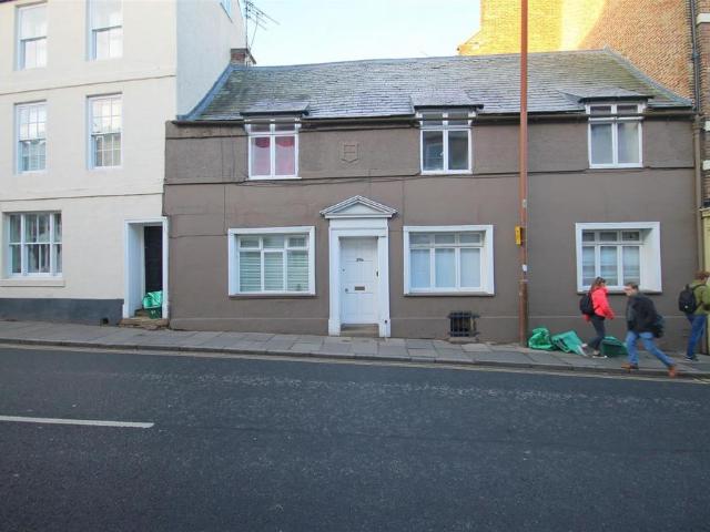 Flat 3, 29b Church Street, Durham City 2 bed private hall to rent £802 pcm £185 pw