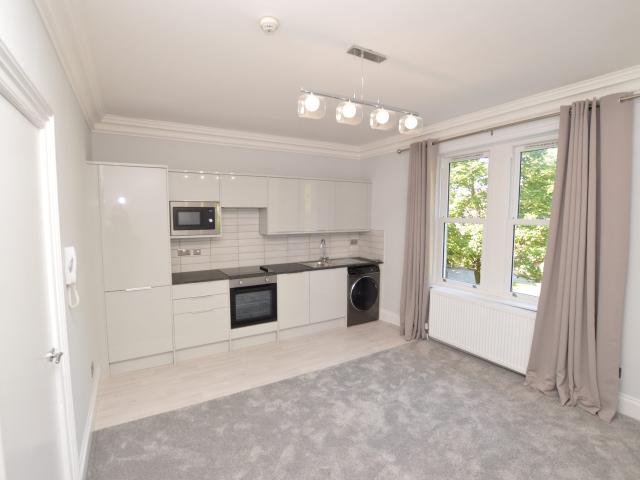 Flat 3, 5 Lancaster Park Road
