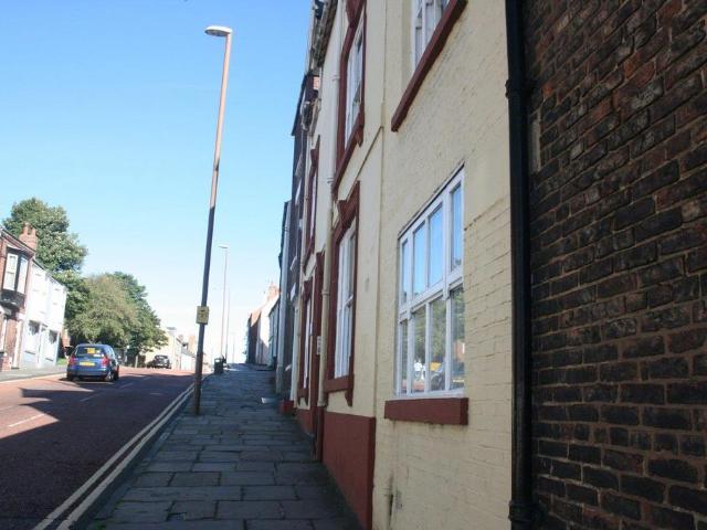 Flat 3, 65 Claypath, Durham 6 bed private hall to rent £888 pcm £205 pw