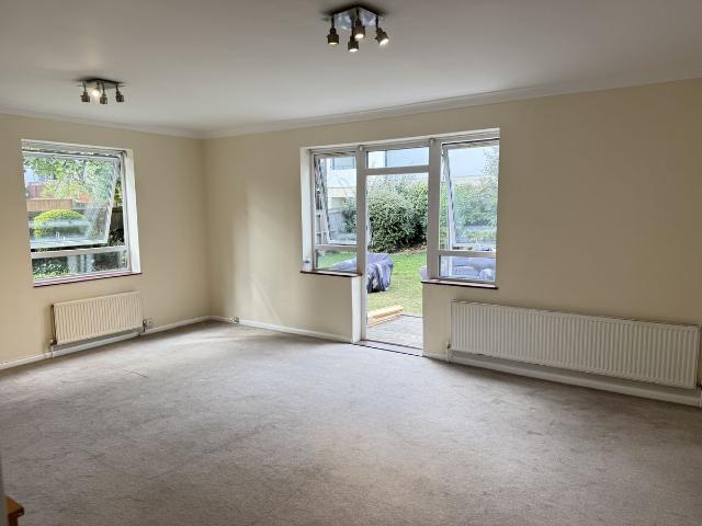 Flat 3 Graham Lodge, Graham Road, London NW4, 3 bed flat to rent, £2,800 pcm | PrimeLocation