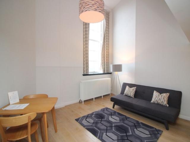 Flat 40, McDonald Road, Broughton, EH7 4NN, Edinburgh