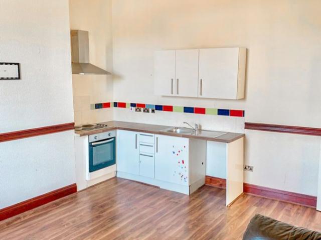 Flat 4, 199 Wolverhampton Street, Dudley DY1, 2 bed flat to rent, £875 pcm | PrimeLocation