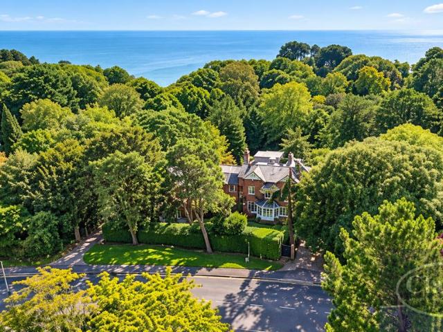 Flat 4 40 West Cliff Road, Durley. 3 bed flat to rent £1,575 pcm £363 pw