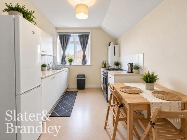 Flat 4, Alexandra Gardens. 2 bed flat to rent £850 pcm £196 pw