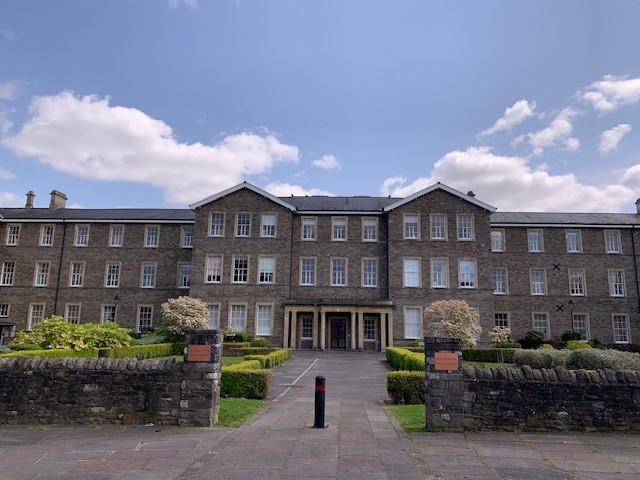 Flat 54, Muller House, Dirac Road. 3 bed terraced house to rent £2,100 pcm £485 pw