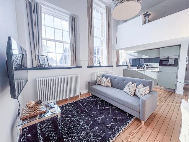 Flat 55, Mcdonald Road, Broughton, Edinburgh EH7, 1 bed flat to rent, £1,620 pcm | PrimeLocation