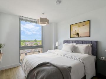 Flat 501 Solstice Apartments, 801. 2 bed apartment to rent £1,735 pcm £400 pw