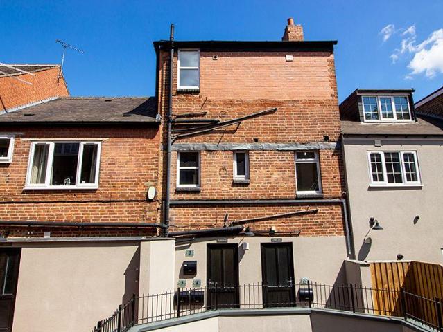 Flat 5, 136 North Sherwood Street. 1 bed flat to rent £758 pcm £175 pw