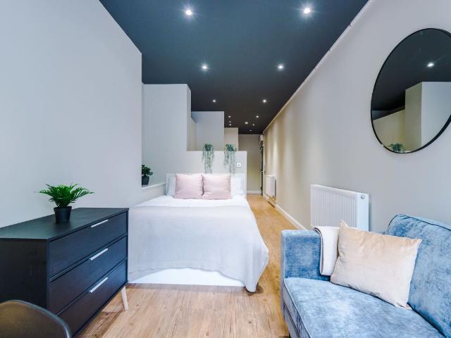 Flat 5, 160 Upper New Walk, Leicester LE1, Studio to rent, £953 pppm | PrimeLocation
