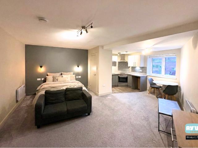 Flat 5, 31 33 Doncaster Gate, Rotherham S65, Studio to rent, £625 pcm | PrimeLocation