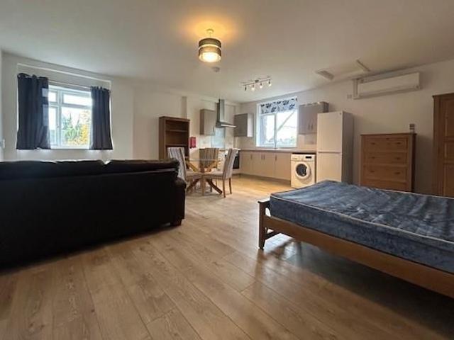 Flat 5, Peterborough PE1, Studio to rent, £775 pcm | PrimeLocation