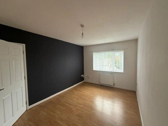 Flat 5, Roklis Court, Wirral