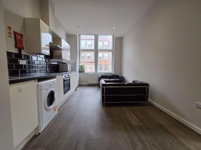 Flat 5, Refuge Assurance House, 41 Church Street, S1 2GL