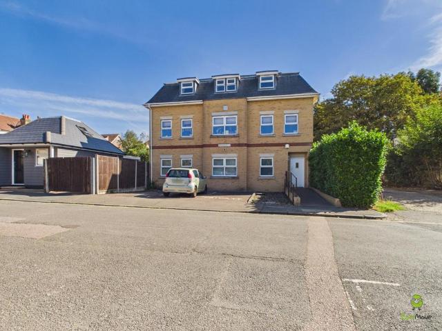 Flat 5 Wilson House, 11 Victoria. 2 bed penthouse to rent £1,750 pcm £404 pw