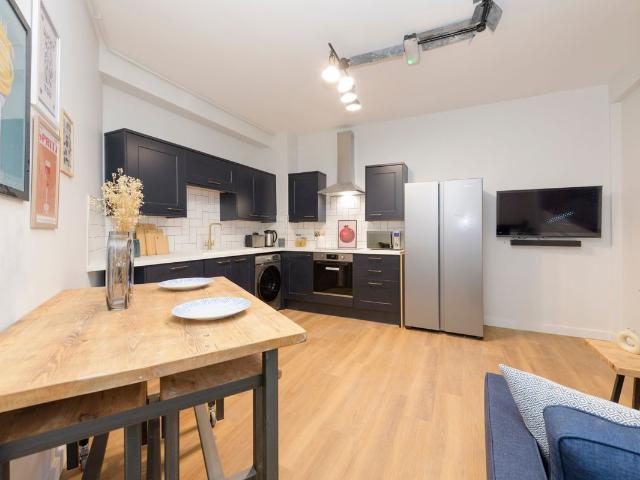 Flat 5 TW1X, London TW1, 2 bed flat to rent, £1,230 pppm | PrimeLocation