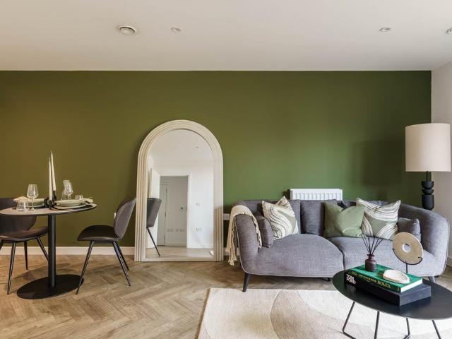 Flat 67, Machine Works House, Hayes. 1 bed flat to rent £1,680 pcm £388 pw