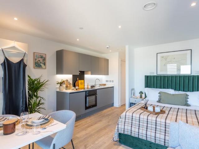 Flat 607, Pall Mall Press, 34 Pall Mall Studio to rent £1,025 pcm £237 pw