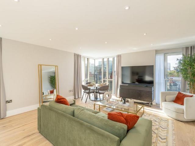 Flat 63, 219 Baker Street. 2 bed apartment to rent £7,973 pcm £1,840 pw