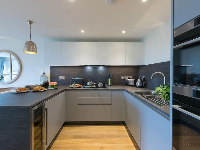 Flat 6 St Margarets Apartments | Studio townhouse for rent #152246303 | Rentberry