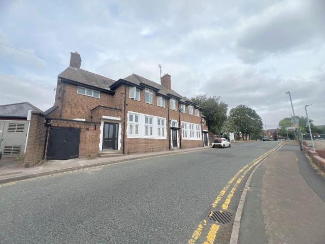 Flat 6, Redditch B98, 1 bed flat to rent, £975 pcm | PrimeLocation