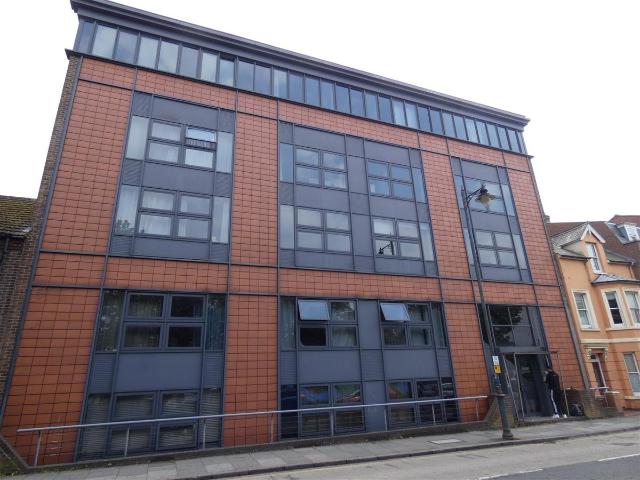 Flat 6 Westside Apartments, Station Road West, Canterbury, Kent CT2, 2 bed flat to rent, £1,400 pcm | PrimeLocation