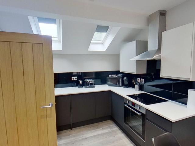 Flat 6, The Printworks, 29 Lake Street, Nottingham NG7, 2 bed shared accommodation to rent, £1,473 pcm | PrimeLocation