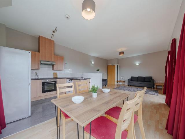 Flat 78, Mayfair Court, Manchester M14, 2 bed property to rent, £823 pppm | PrimeLocation