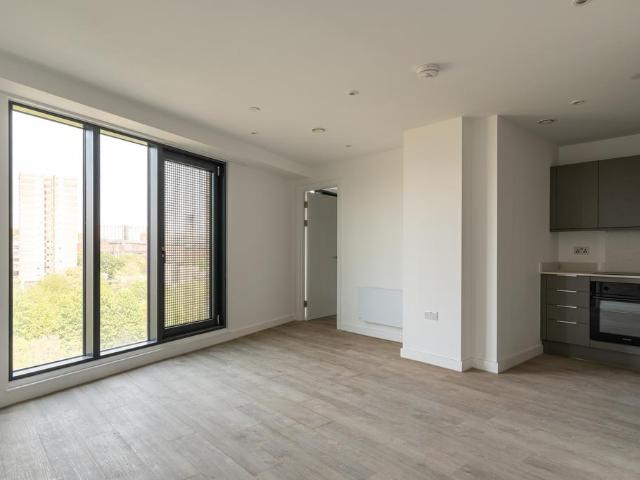 Flat 708, Triangle Yard, Skinner. 2 bed apartment to rent £1,390 pcm £321 pw