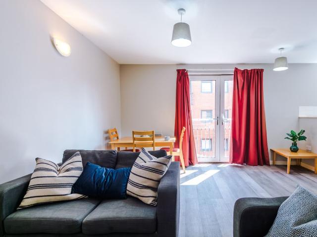 Flat 70, Mayfair Court, Manchester M14, 2 bed property to rent, £780 pppm | PrimeLocation