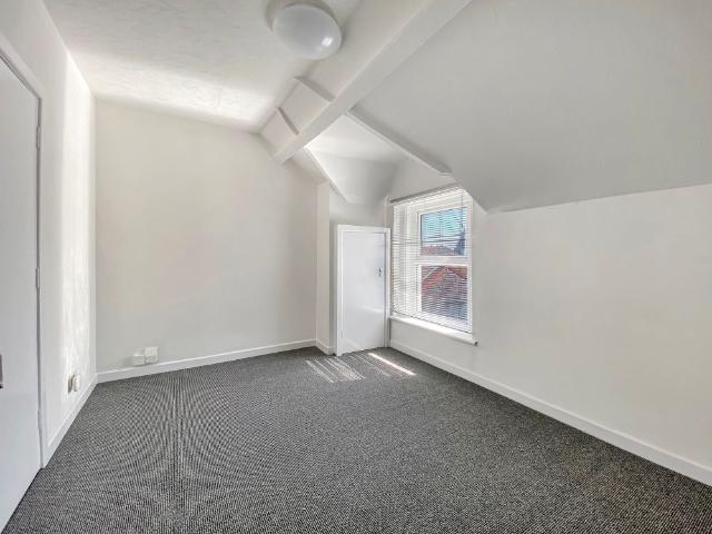 Flat 7, 15 Ely Road, Cardiff CF5 2JF