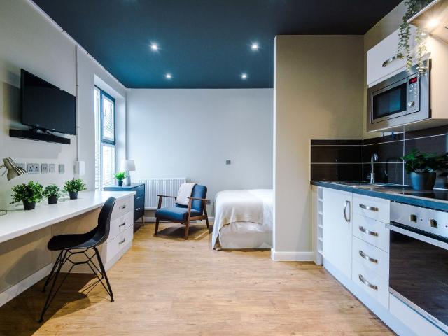 Flat 7, 160 Upper New Walk, Leicester LE1, Studio to rent, £862 pppm | PrimeLocation