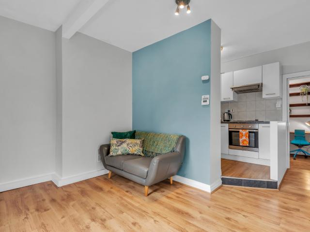 Flat 7, 18 ST JOHNS TERRACE Leeds LS3 1DY