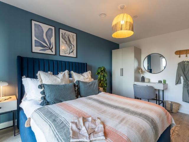 Flat 815, Pall Mall Press, 34 Pall Mall 2 bed flat to rent £1,475 pcm £340 pw