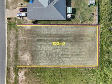 Flat 822m2 Block of Land, near Beach, Boat Ramp and Park