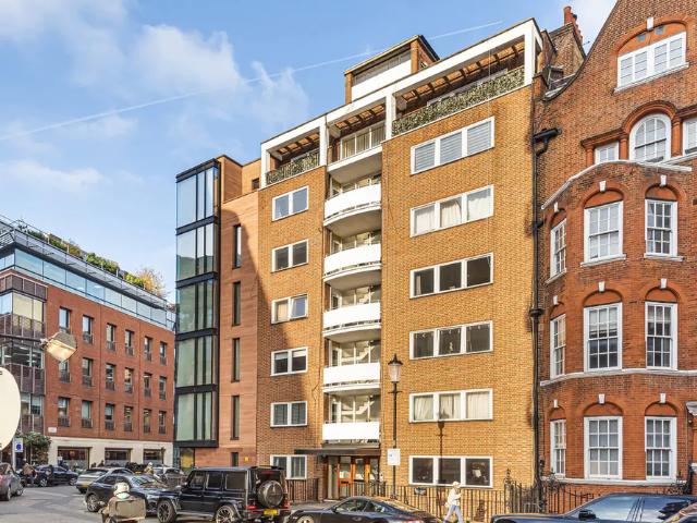 Flat 8, 24 26 Hans Crescent, London, SW1X