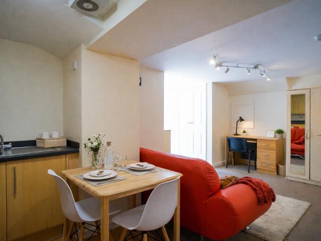 Flat 8, 2 Harcourt Road, Crookesmoor, S10 1DJ