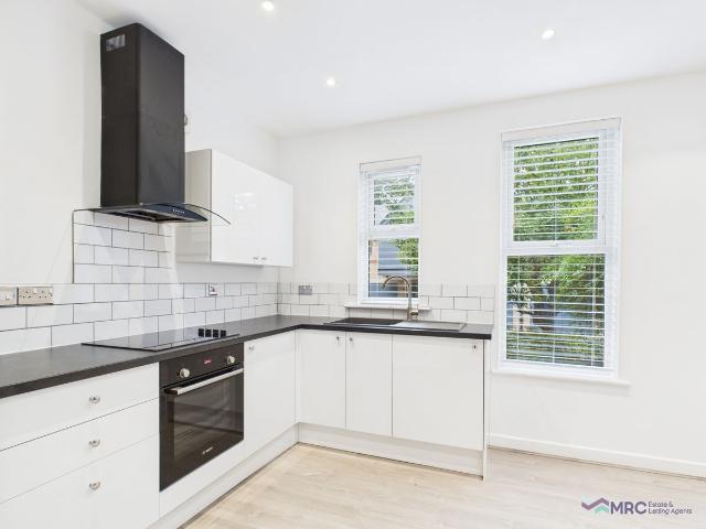 Flat 8, Pearson Park HU5, 1 bed flat to rent, £675 pcm | PrimeLocation