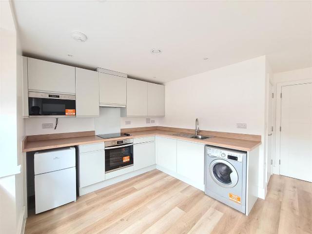 Flat 9, Mercia House, Market Square, Sandy SG19, 1 bed flat to rent, £900 pcm | PrimeLocation