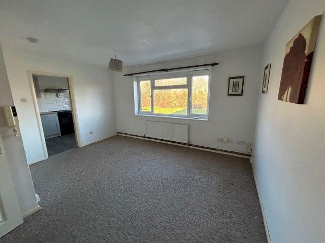 Flat 9 Waltham Close, Peterborough, Cambridgeshire PE1, 1 bed flat to rent, £750 pcm | PrimeLocation