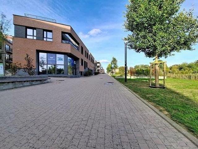 Flat/studio, cave et parking intérieur