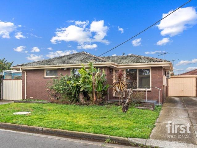 Flattering 2 Bedroom Unit!